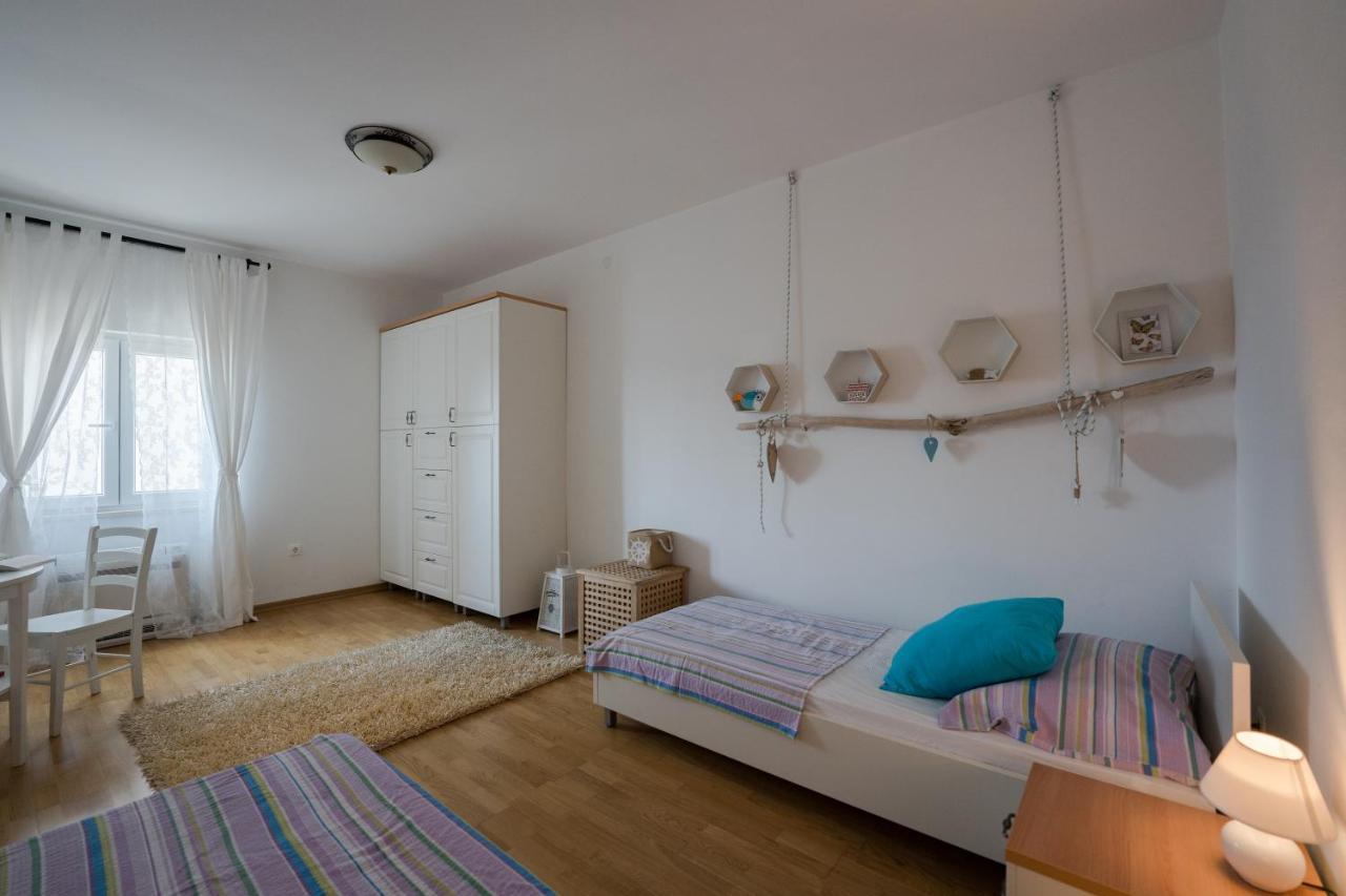 Solta Life Apartments Maslinica Exteriér fotografie
