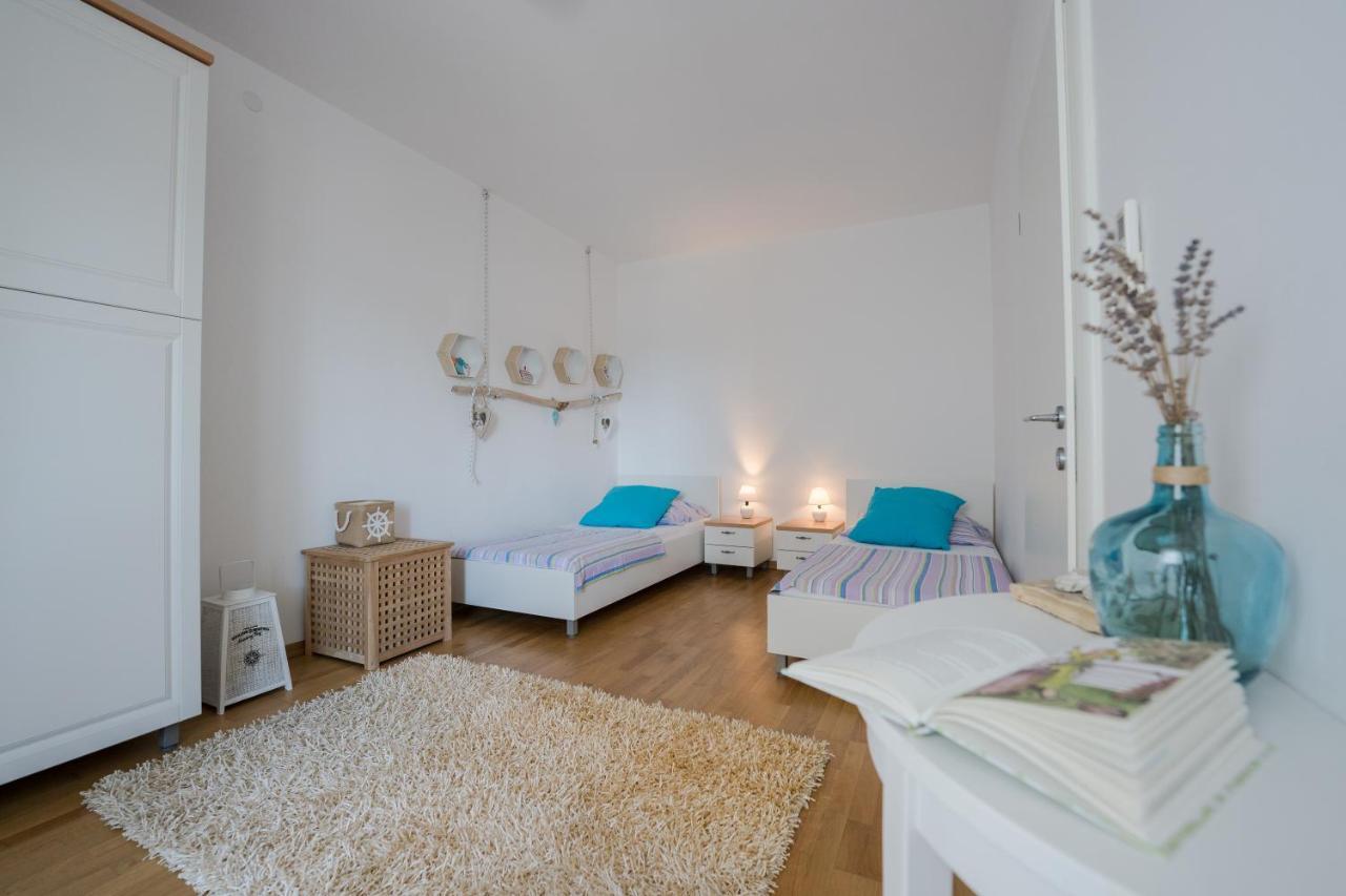 Solta Life Apartments Maslinica Exteriér fotografie